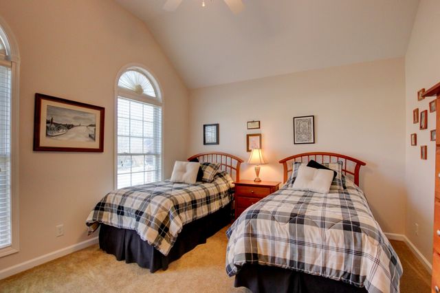 2559 Hedgerow Ln, Clarksville, TN 37043