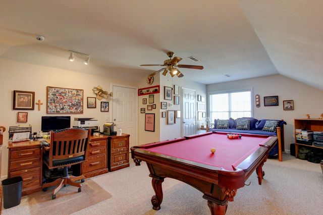 2559 Hedgerow Ln, Clarksville, TN 37043
