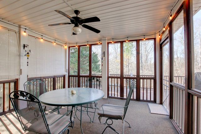 2559 Hedgerow Ln, Clarksville, TN 37043