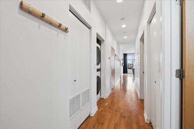 4420 N CLARK Street 302, Chicago, IL 60640