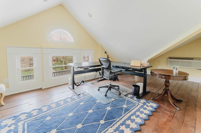 1021 WASHINGTON AVENUE, Oshkosh, WI 54901