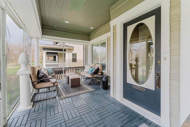 1021 WASHINGTON AVENUE, Oshkosh, WI 54901