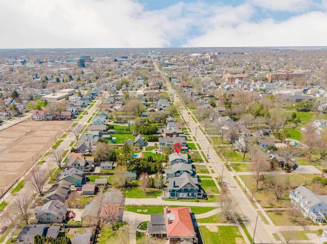 1021 WASHINGTON AVENUE, Oshkosh, WI 54901