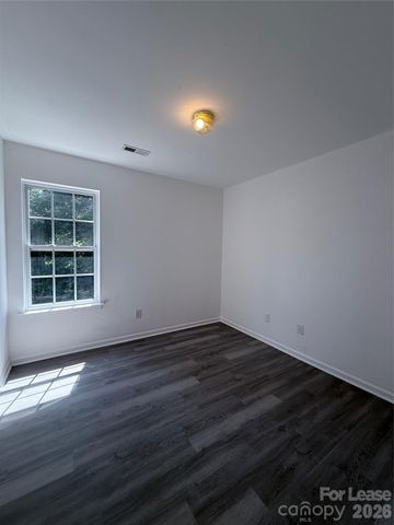 4615 Willard Street, Charlotte, NC 28208