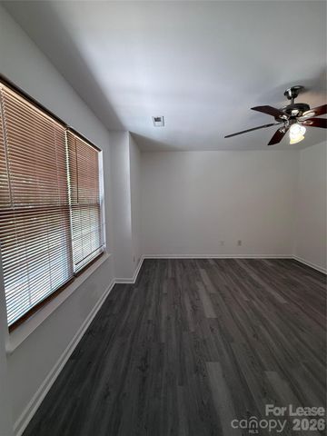 4615 Willard Street, Charlotte, NC 28208
