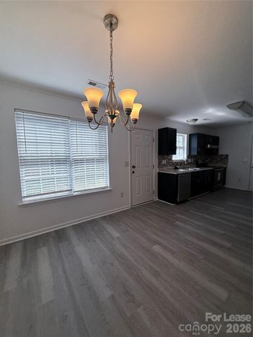 4615 Willard Street, Charlotte, NC 28208