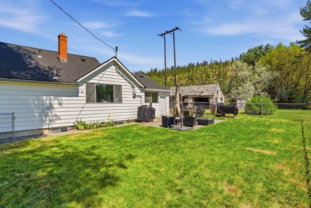 2907 S Oak St, Spokane, WA 99224