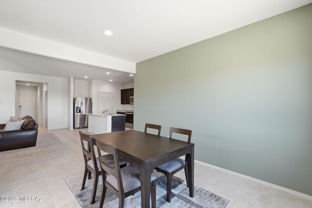 830 W Calle Falerno, Sahuarita, AZ 85629