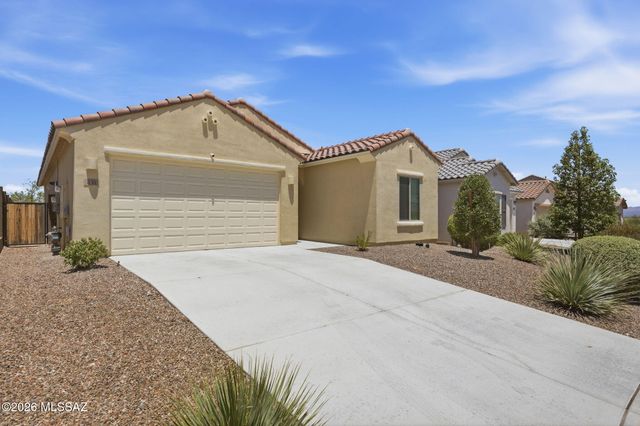 830 W Calle Falerno, Sahuarita, AZ 85629