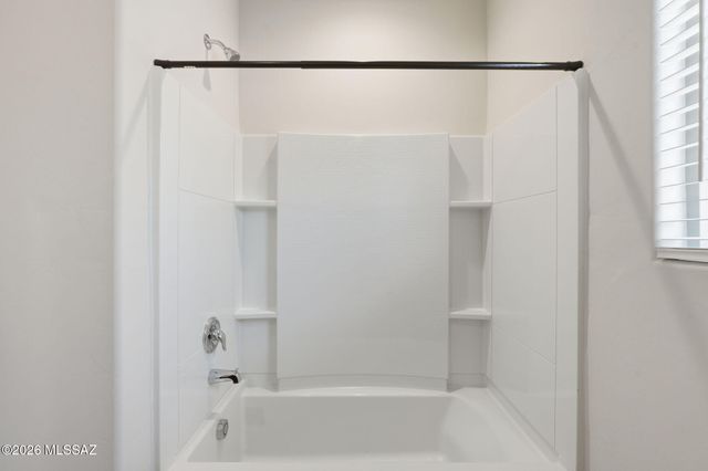 830 W Calle Falerno, Sahuarita, AZ 85629