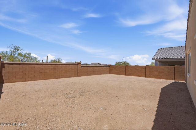 830 W Calle Falerno, Sahuarita, AZ 85629