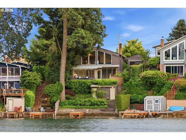 21047 Ne INTERLACHEN Ln, Fairview, OR 97024