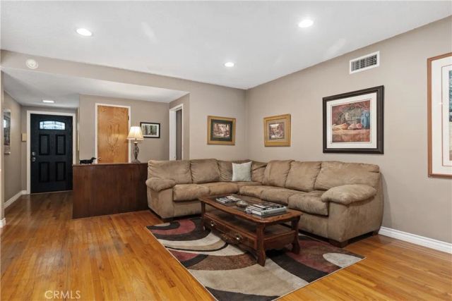 10541 Plunkett, Bellflower, CA 90706