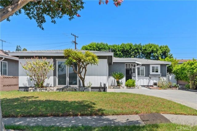 10541 Plunkett, Bellflower, CA 90706