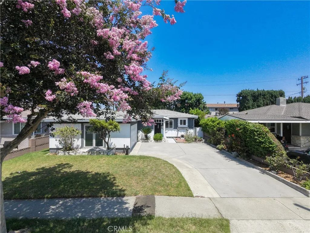 10541 Plunkett, Bellflower, CA 90706