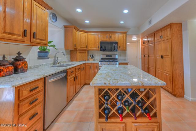 2721 E Brewer Drive, Sierra Vista, AZ 85650