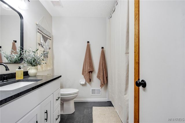 13337 Maple, Alden, NY 14004