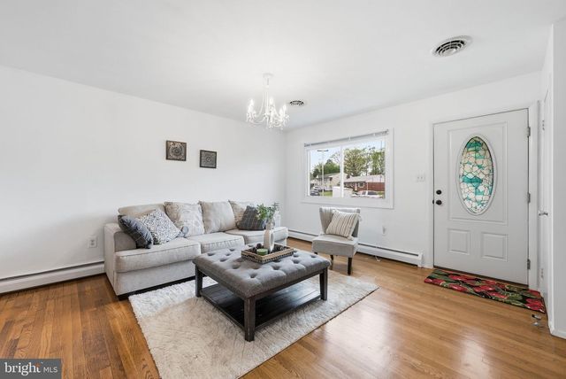 9609 NORFOLK ST, Manassas, VA 20109