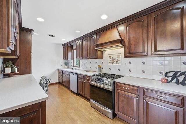 9609 NORFOLK ST, Manassas, VA 20109