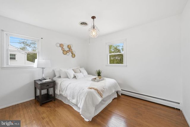 9609 NORFOLK ST, Manassas, VA 20109