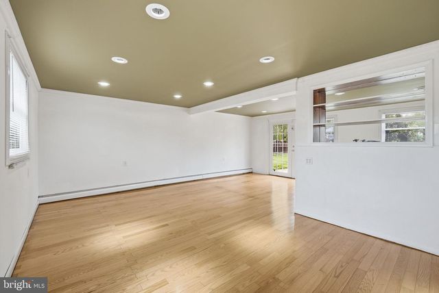 9609 NORFOLK ST, Manassas, VA 20109