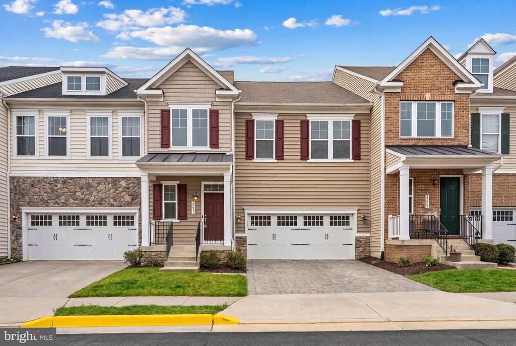 20471 ROLLING WATER TER, Ashburn, VA 20147