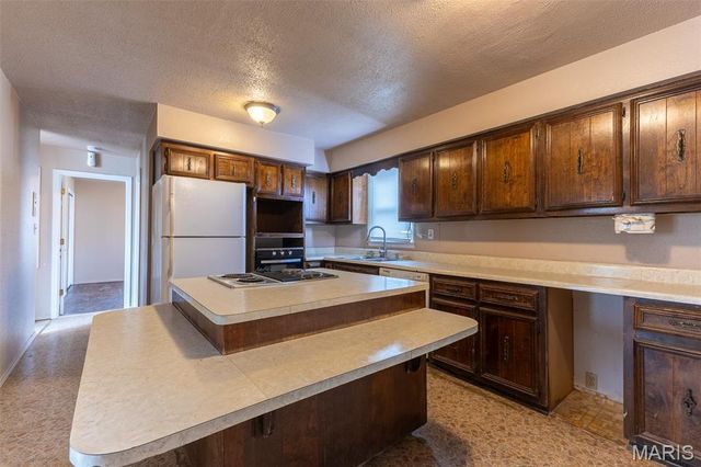 173 Erb street, Poplar Bluff, MO 63901