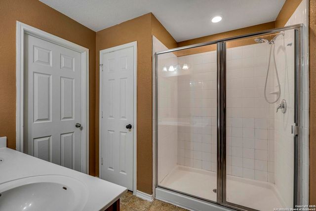 1411 Hummingbird, San Antonio, TX 78245