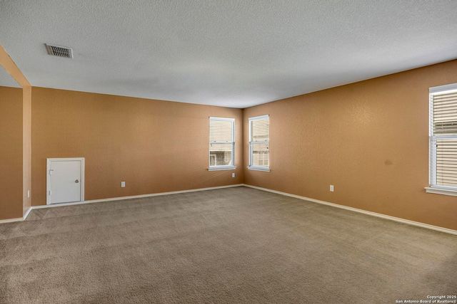 1411 Hummingbird, San Antonio, TX 78245