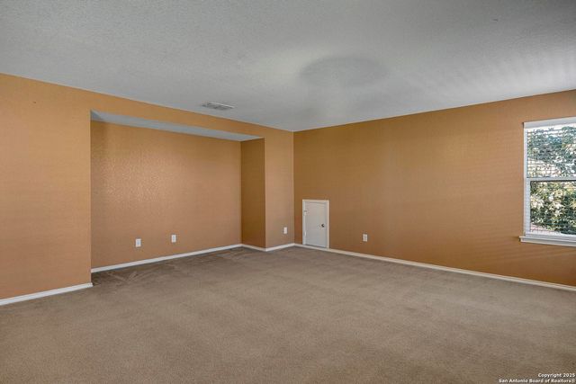 1411 Hummingbird, San Antonio, TX 78245