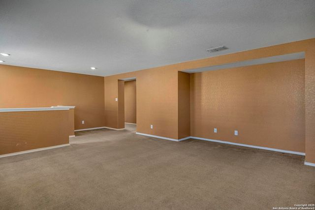 1411 Hummingbird, San Antonio, TX 78245