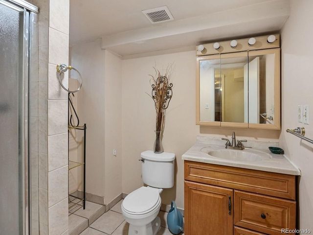 403 Emporia St, Aurora, CO 80010