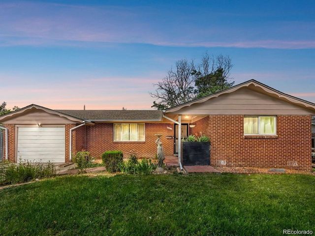 403 Emporia St, Aurora, CO 80010