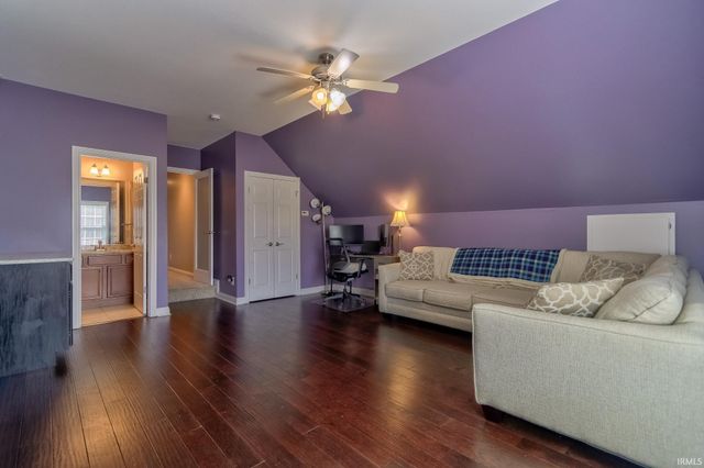 4530 Estate Drive, Newburgh, IN 47630