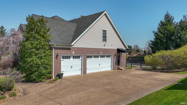 4530 Estate Drive, Newburgh, IN 47630