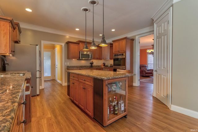 4530 Estate Drive, Newburgh, IN 47630