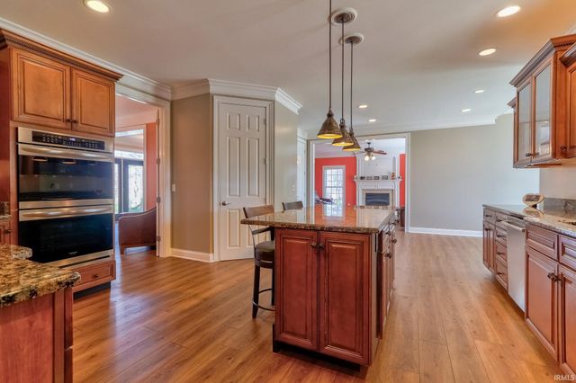 4530 Estate Drive, Newburgh, IN 47630