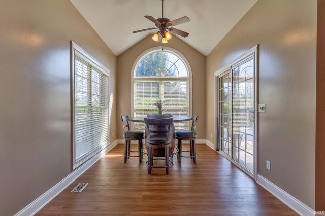 4530 Estate Drive, Newburgh, IN 47630