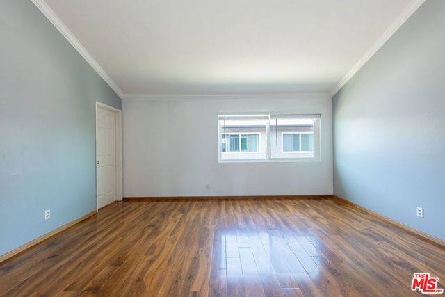 12416 Magnolia Boulevard 7, Valley Village, CA 91607