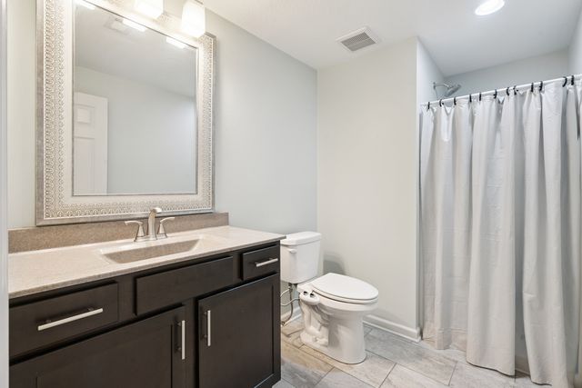 414 W Meadow Lane, Walcott, IA 52773