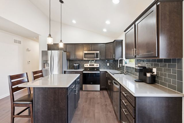 414 W Meadow Lane, Walcott, IA 52773