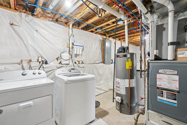 414 W Meadow Lane, Walcott, IA 52773