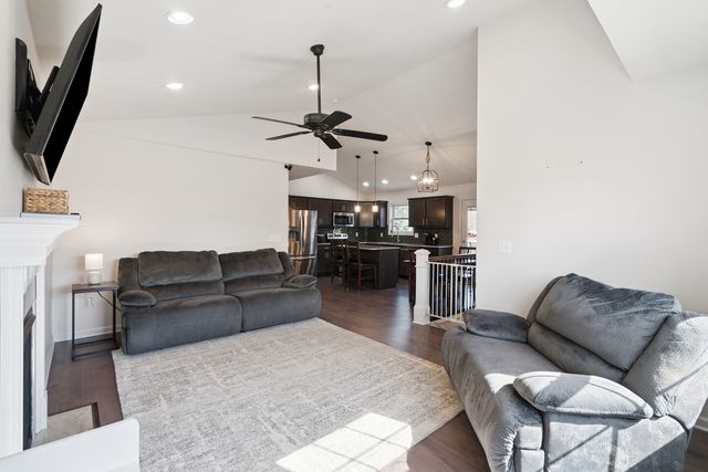 414 W Meadow Lane, Walcott, IA 52773