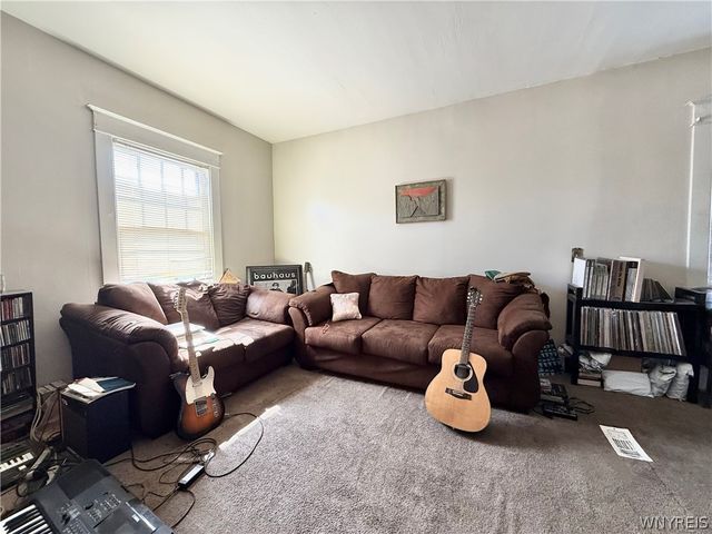 206 Saranac Avenue, Buffalo, NY 14216