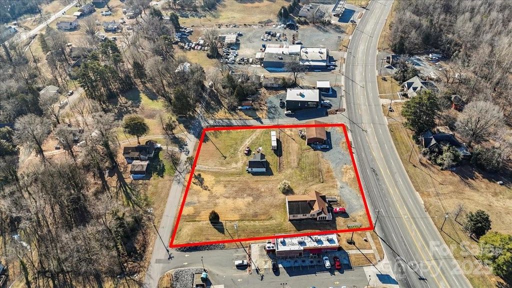 1714 N US Highway 52 Highway, Albemarle, NC 28001