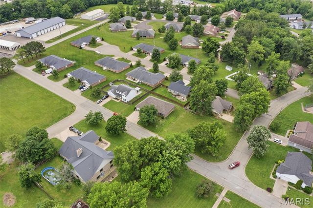 124 Meramec Drive, Farmington, MO 63640