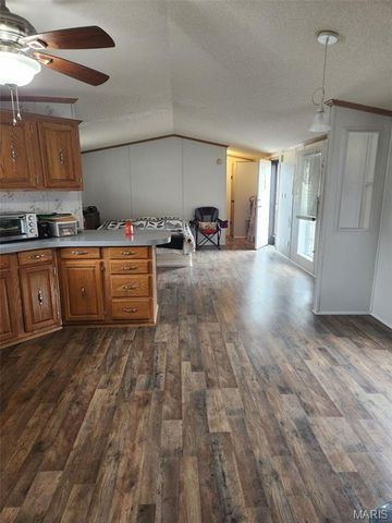 108 Beauty View Drive, Gray Summit, MO 63039