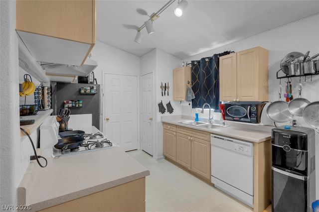 1401 North Michael Way 243, Las Vegas, NV 89108