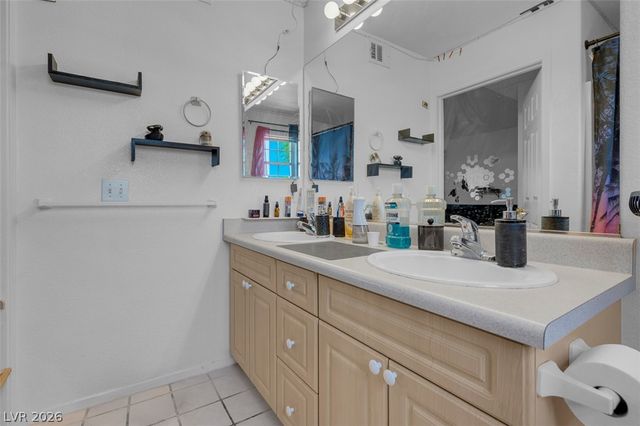 1401 North Michael Way 243, Las Vegas, NV 89108