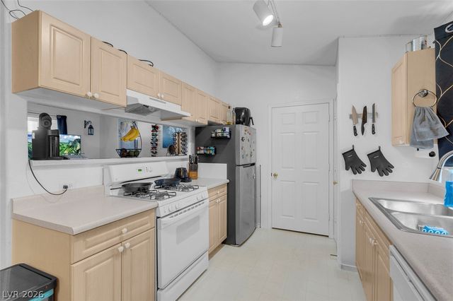 1401 North Michael Way 243, Las Vegas, NV 89108